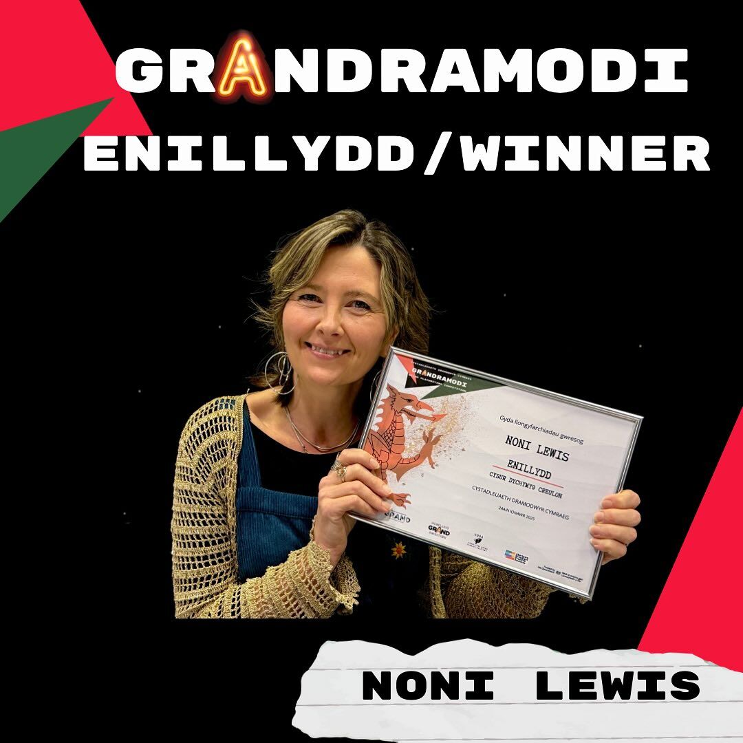 grandramodi-award-playwright